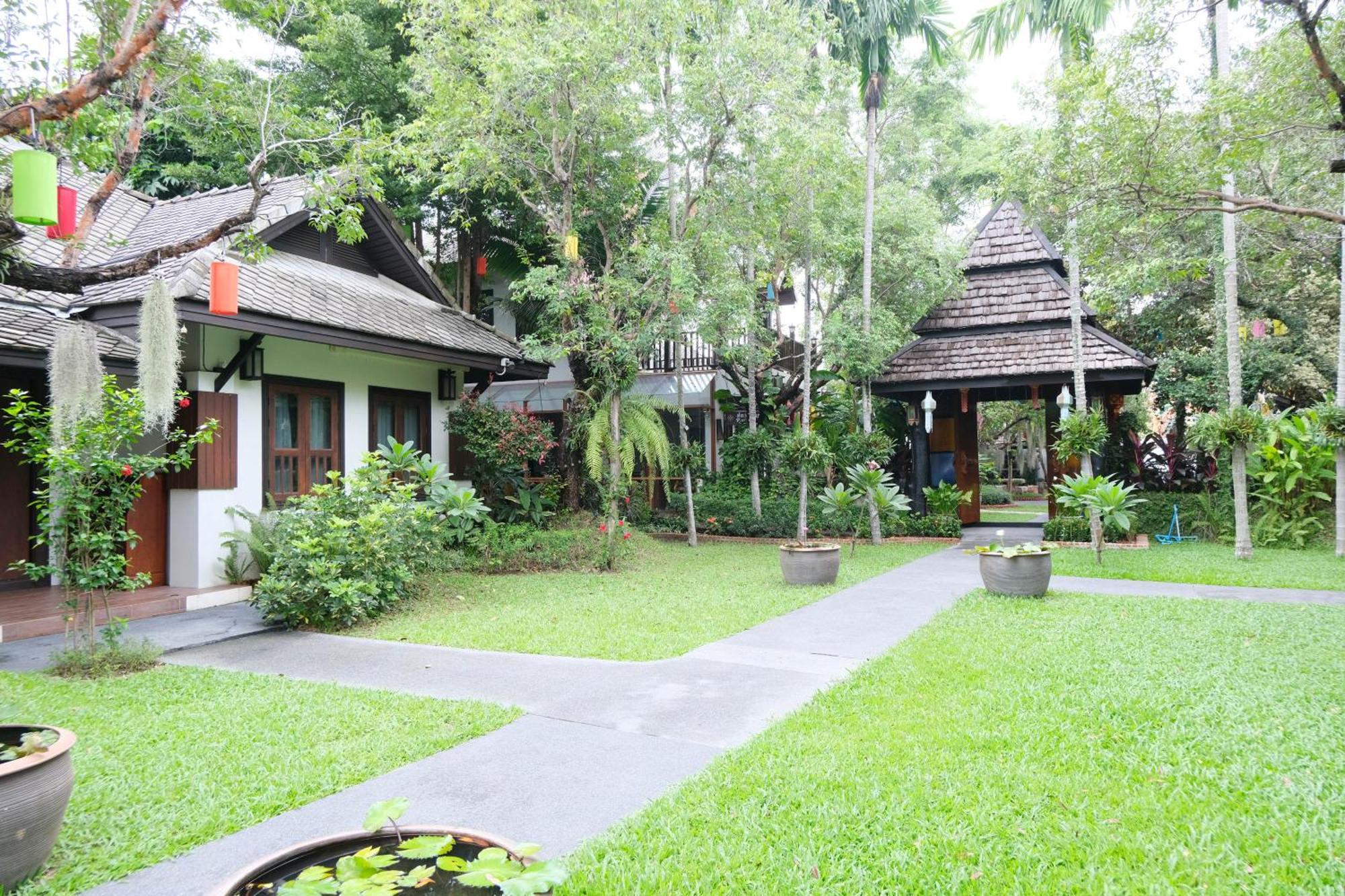 Vimarn Kaew Village And Resort Chiang Mai Exterior photo